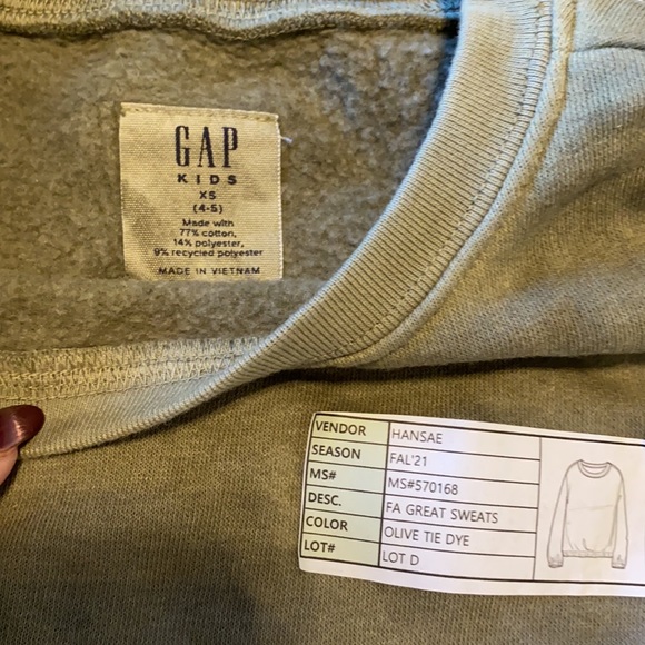 New Gap Kids Olive Tie-dye Sweatshirt 🍭 - Picture 2 of 2